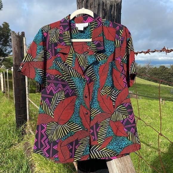 Vtg 80’s Tropical Animal Leaf Print Camp Shirt - Picture 1 of 8